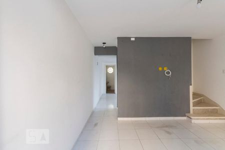 Casa para alugar com 90m², 2 quartos e sem vagaSala de Estar