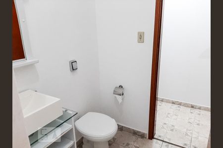Banheiro de casa para alugar com 1 quarto, 55m² em Mauá, São Caetano do Sul