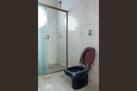 Casa para alugar com 160m², 3 quartos e 4 vagas Casa para alugar com 160m², 3 quartos e 4 vagasBanheiro 1