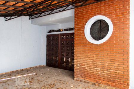Casa para alugar com 160m², 3 quartos e 4 vagas Casa para alugar com 160m², 3 quartos e 4 vagasGaragem