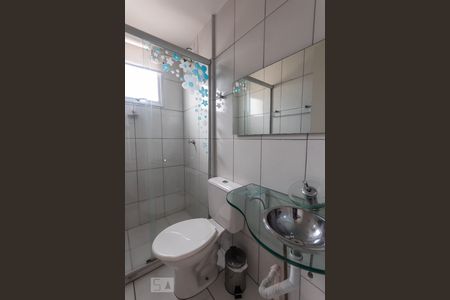 Banheiro Social de apartamento para alugar com 2 quartos, 70m² em Candelária, Belo Horizonte