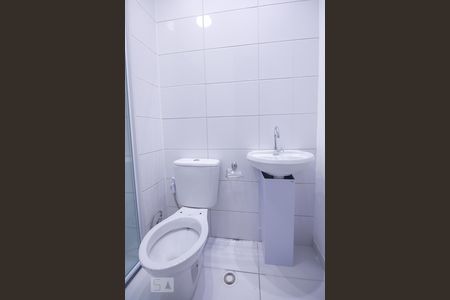 Banheiro de apartamento para alugar com 2 quartos, 40m² em Bom Retiro, São Paulo