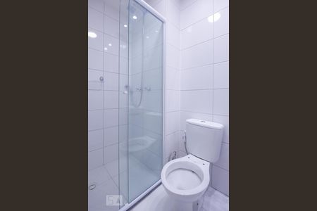 Banheiro de apartamento para alugar com 2 quartos, 40m² em Bom Retiro, São Paulo