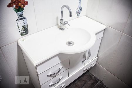 Apartamento à venda com 160m², 2 quartos e sem vagaBanheiro - Torneira