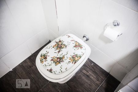 Apartamento à venda com 160m², 2 quartos e sem vagaDetalhe do banheiro