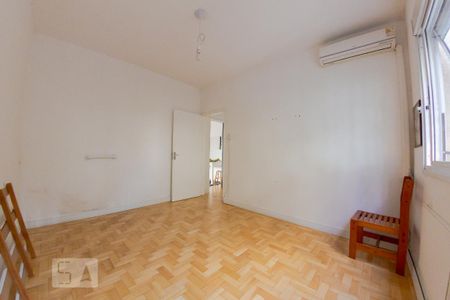 Quarto 1 de apartamento à venda com 2 quartos, 68m² em Moinhos de Vento, Porto Alegre