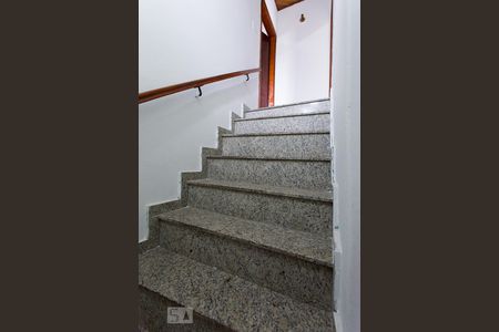 Escada de casa à venda com 2 quartos, 130m² em Maranhão, São Paulo