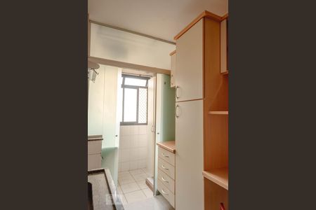 Apartamento à venda com 58m², 2 quartos e 2 vagasCozinha
