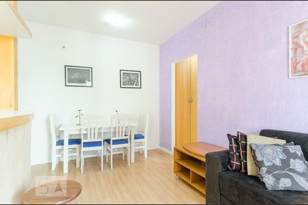 Sala de apartamento para alugar com 1 quarto, 45m² em Saúde, São Paulo