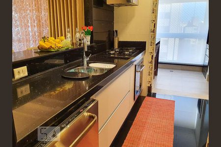 Apartamento à venda com 160m², 3 quartos e 3 vagasCozinha