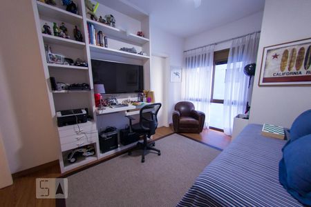 Apartamento à venda com 204m², 3 quartos e 3 vagasSuite 2