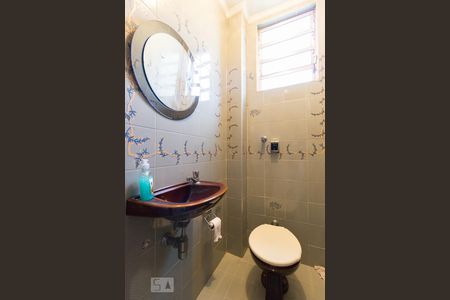 Lavabo de casa para alugar com 3 quartos, 259m² em Jardim do Colégio (zona Norte), São Paulo