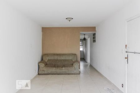 Apartamento à venda com 87m², 2 quartos e 1 vaga Apartamento à venda com 87m², 2 quartos e 1 vagaSala