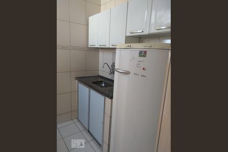 Cozinha de apartamento para alugar com 2 quartos, 55m² em Centro, Belo Horizonte