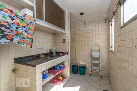 Apartamento para alugar com 65m², 2 quartos e 1 vagaCozinha e Área de Serviço