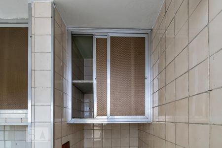 Apartamento para alugar com 65m², 2 quartos e 1 vagaÁrea de Serviço - Armário