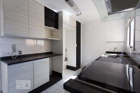 Apartamento à venda com 97m², 3 quartos e 2 vagasCozinha