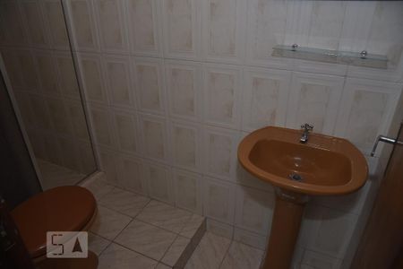 Banheiro Social de casa de condomínio para alugar com 2 quartos, 160m² em Pechincha, Rio de Janeiro
