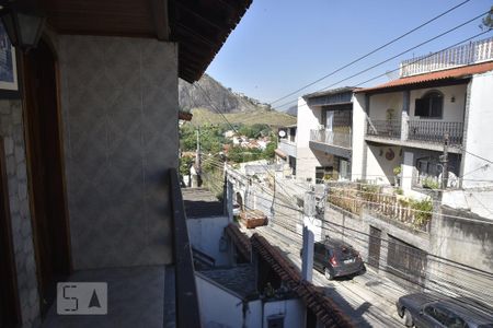 Casa de condomínio para alugar com 160m², 2 quartos e 3 vagasVaranda Quarto 1