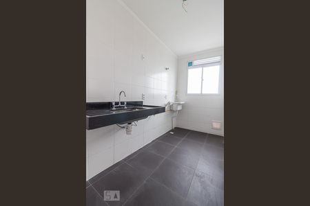 Cozinha de apartamento à venda com 2 quartos, 44m² em Humaitá, Porto Alegre