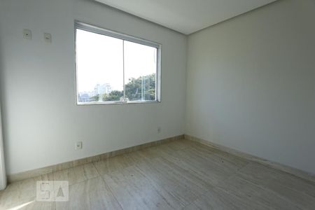quarto suite 1 de casa de condomínio para alugar com 3 quartos, 120m² em Tanque, Rio de Janeiro