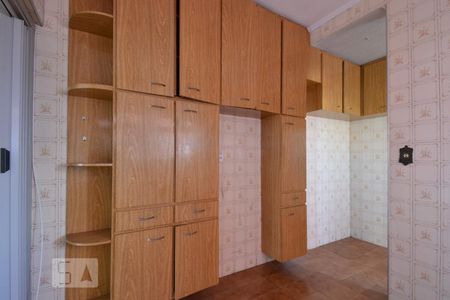 Apartamento à venda com 64m², 2 quartos e sem vaga Apartamento à venda com 64m², 2 quartos e sem vagaCozinha