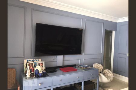 Apartamento para alugar com 220m², 3 quartos e 5 vagas Apartamento para alugar com 220m², 3 quartos e 5 vagasQuarto