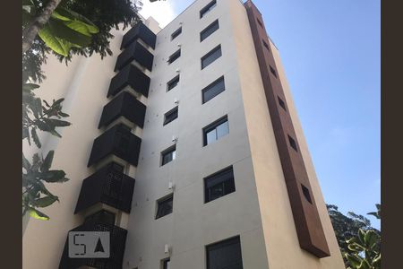 Apartamento para alugar com 220m², 3 quartos e 5 vagas Apartamento para alugar com 220m², 3 quartos e 5 vagasFAchada