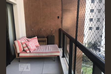 Varanda de apartamento para alugar com 3 quartos, 220m² em Vila Progredior, São Paulo