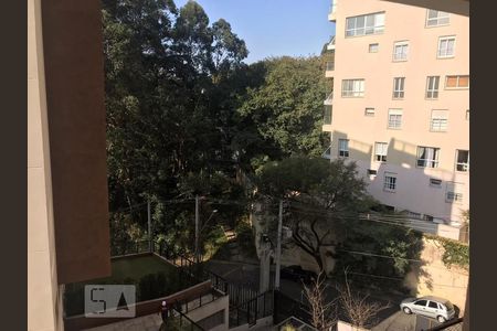 Apartamento para alugar com 220m², 3 quartos e 5 vagas Apartamento para alugar com 220m², 3 quartos e 5 vagasVista
