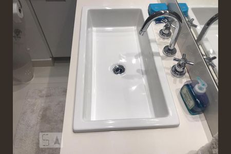 Apartamento para alugar com 220m², 3 quartos e 5 vagas Apartamento para alugar com 220m², 3 quartos e 5 vagasDetalhe