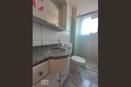 Apartamento à venda com 56m², 2 quartos e 1 vaga Apartamento à venda com 56m², 2 quartos e 1 vagaBanheiro