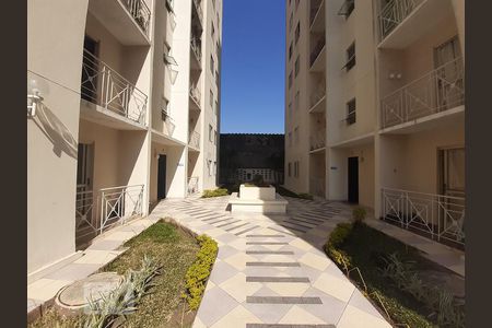 Apartamento à venda com 56m², 2 quartos e 1 vaga Apartamento à venda com 56m², 2 quartos e 1 vagaEntrada do Bloco