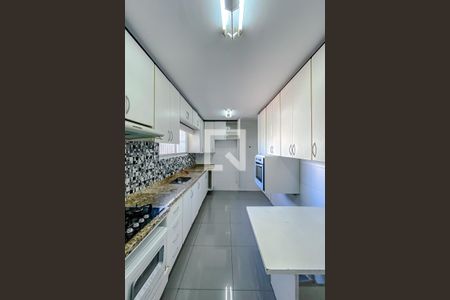 Apartamento à venda com 105m², 4 quartos e 2 vagasCozinha
