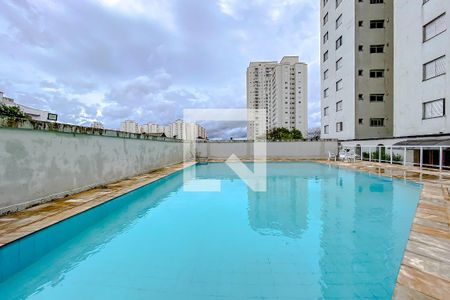 Apartamento à venda com 105m², 4 quartos e 2 vagasÁrea comum - Piscina