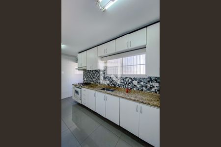 Apartamento à venda com 105m², 4 quartos e 2 vagasCozinha