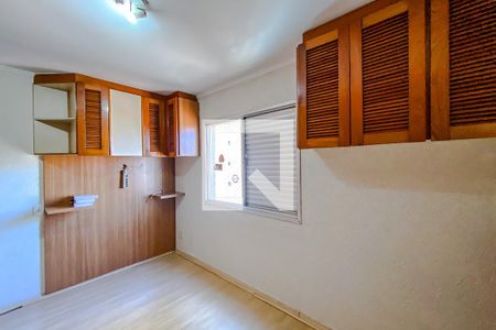 Apartamento à venda com 105m², 4 quartos e 2 vagasQuarto 2