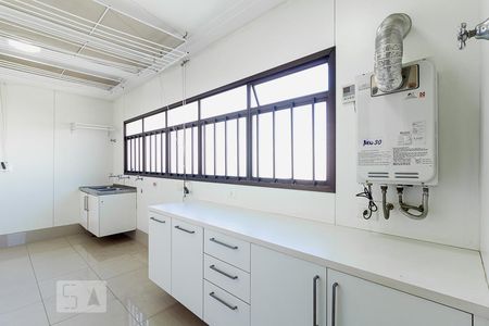 Apartamento à venda com 228m², 3 quartos e 4 vagasÁrea de serviço