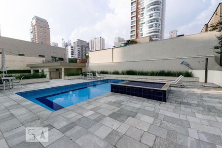 Apartamento à venda com 228m², 3 quartos e 4 vagasPiscina