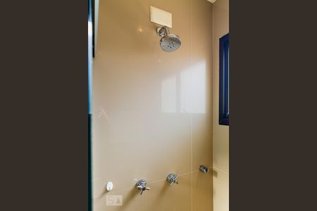 Apartamento à venda com 228m², 3 quartos e 4 vagasBanheiro da segunda suíte