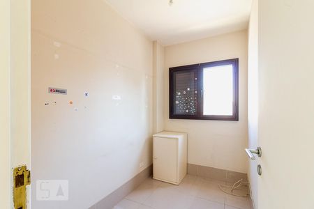 Apartamento à venda com 228m², 3 quartos e 4 vagasQuarto de serviço