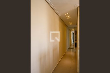 Corredor de apartamento à venda com 2 quartos, 59m² em Jardim Flor da Montanha, Guarulhos