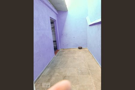Casa à venda com 80m², 2 quartos e sem vaga Casa à venda com 80m², 2 quartos e sem vagaQuintal
