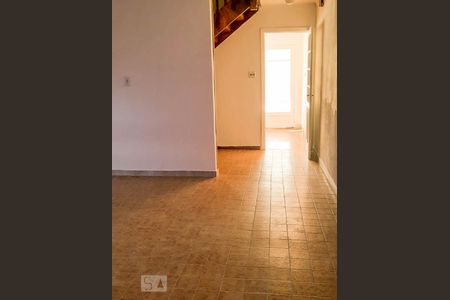 Casa à venda com 80m², 2 quartos e sem vaga Casa à venda com 80m², 2 quartos e sem vagaCozinha