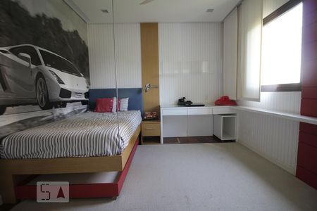 Apartamento à venda com 368m², 3 quartos e 4 vagasSuíte 2