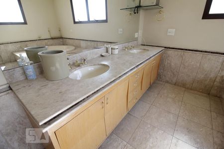 Apartamento à venda com 368m², 3 quartos e 4 vagasPia