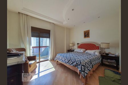 Apartamento à venda com 220m², 4 quartos e 3 vagasSuíte 1