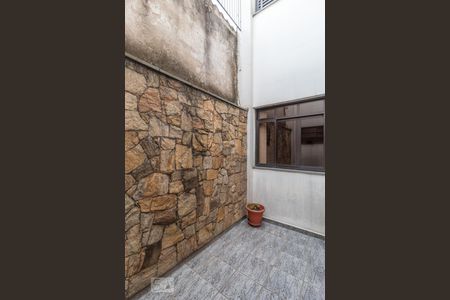 Sala de casa à venda com 4 quartos, 200m² em Pestana, Osasco