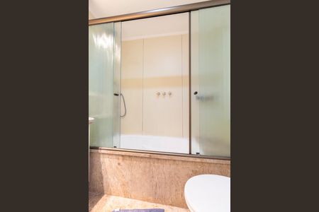 Banheiro de kitnet/studio à venda com 1 quarto, 33m² em Jardim Paulista, São Paulo