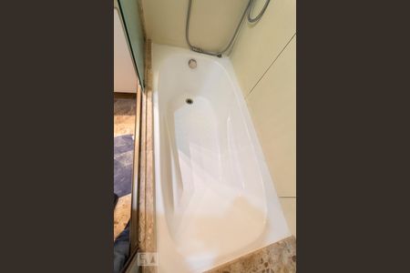 Studio à venda com 33m², 1 quarto e sem vagaBanheira